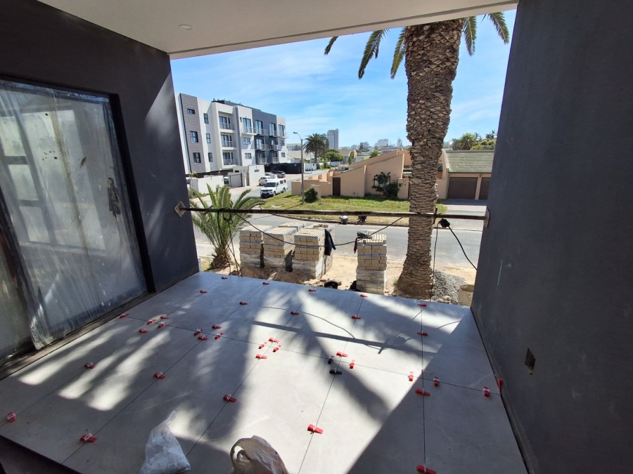 2 Bedroom Property for Sale in Beachfront Western Cape
